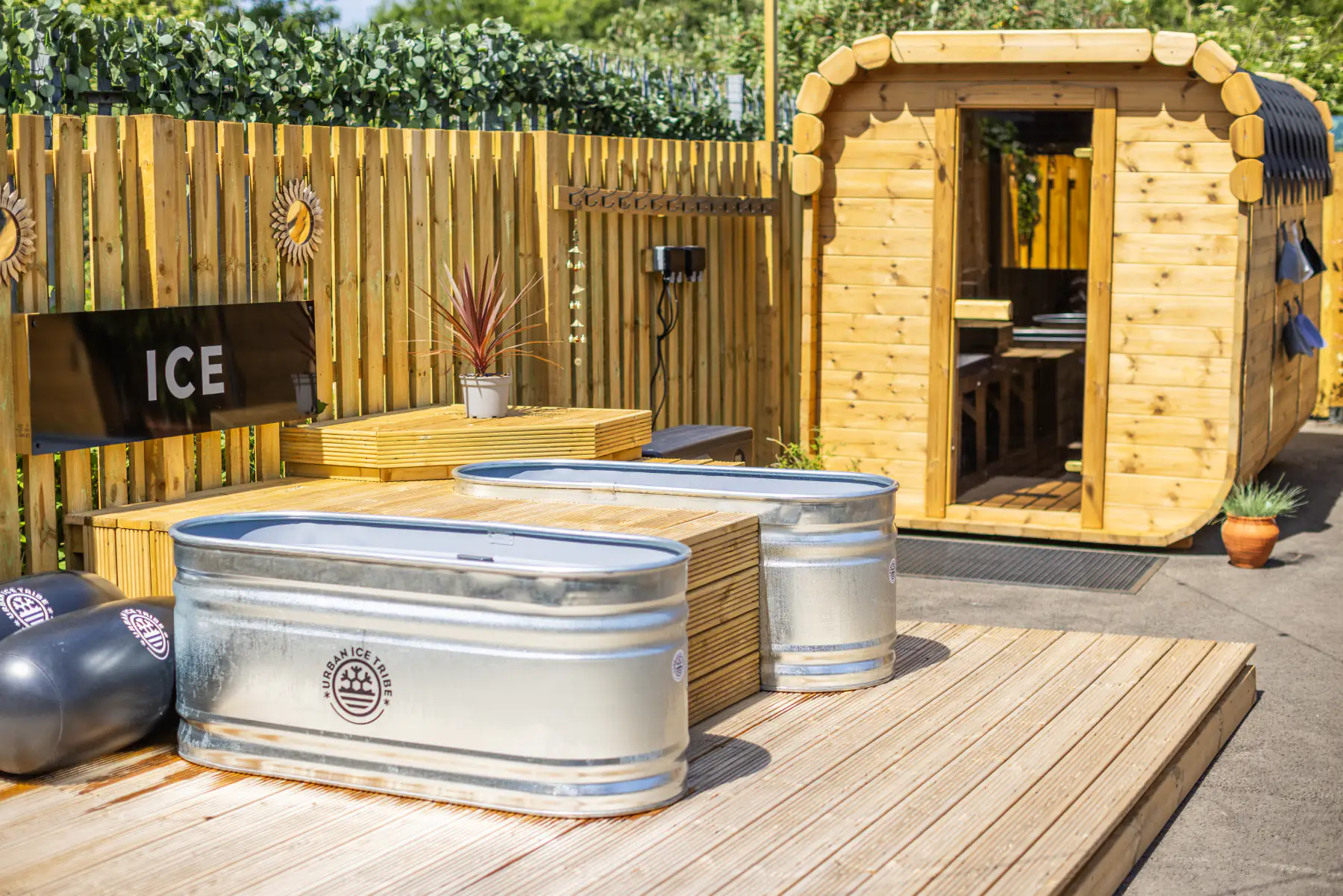 Cold plunge tubs beside the sauna at Fuse Saunas